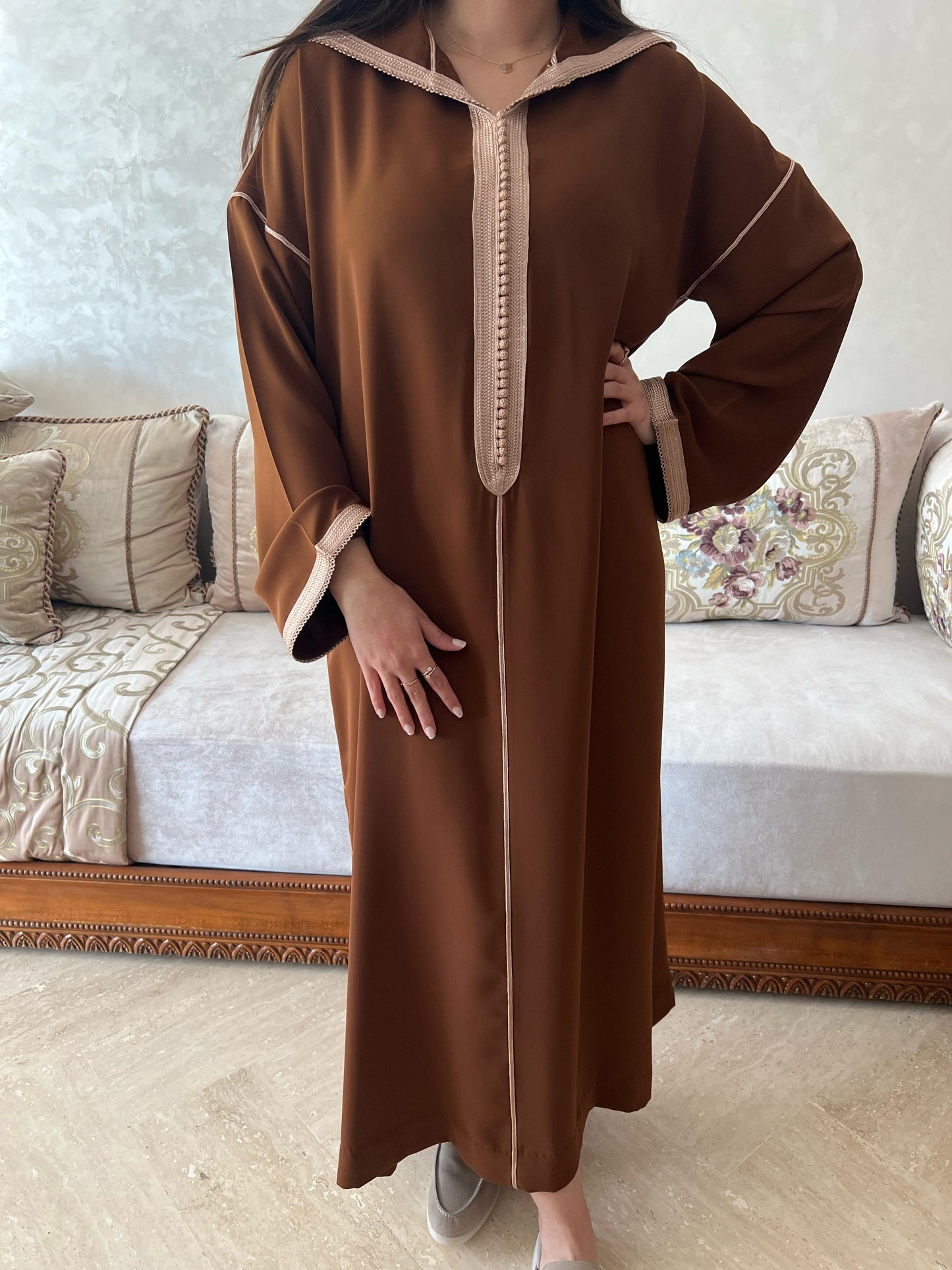 جلابة عائشة